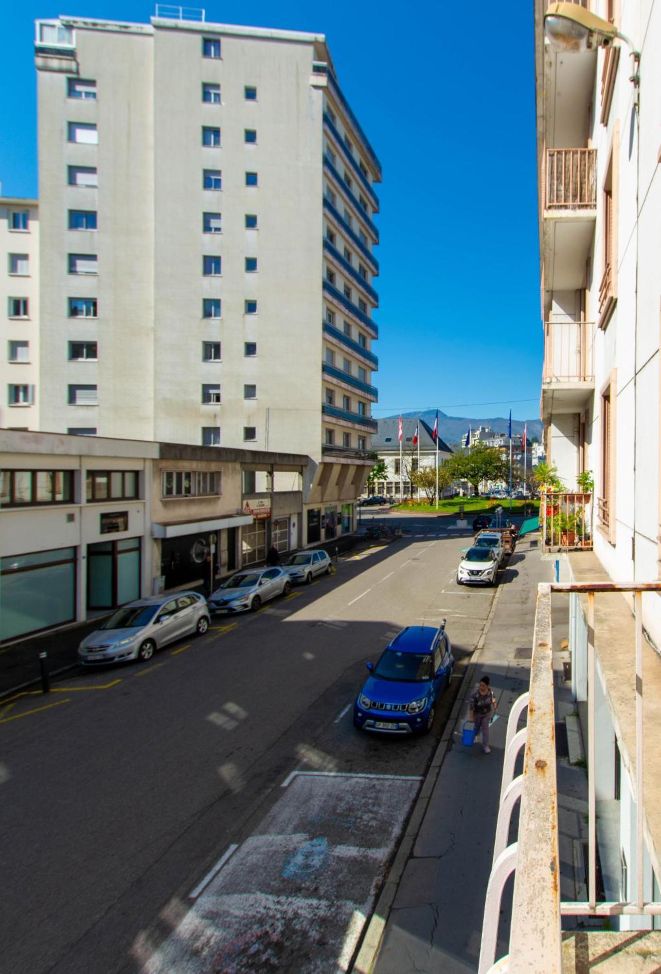 Appartement T3 Gare De Chambery Centre Ville Eksteriør billede